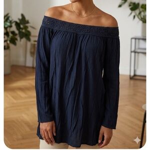 Tobi Women’s Black Lace Trim Blouse 100% Rayon